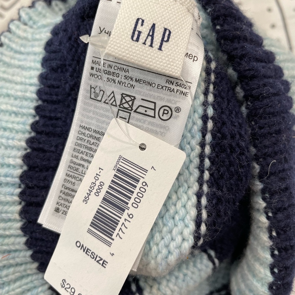 Gap winter hat - Picture 2 of 6